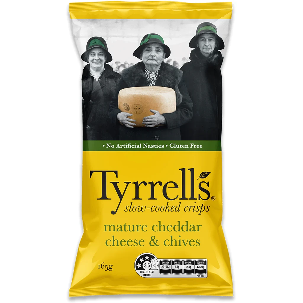 TYRRELLS SLOW-COOKED CRISPS MATURE CHEDDAR CHEESE AND CHIVE 165G